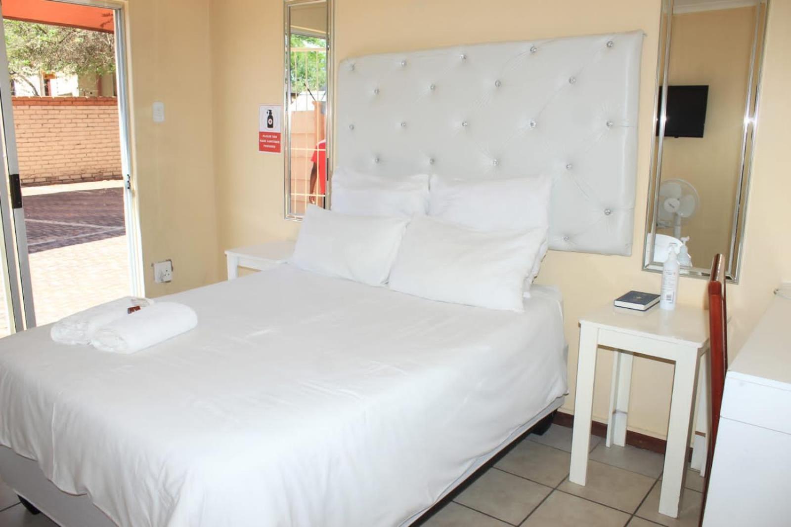 Ethen Guesthouse Polokwane Extérieur photo