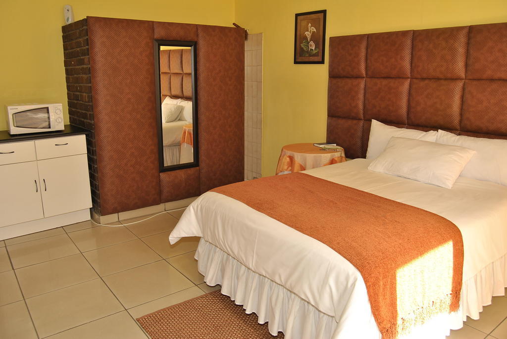 Ethen Guesthouse Polokwane Chambre photo